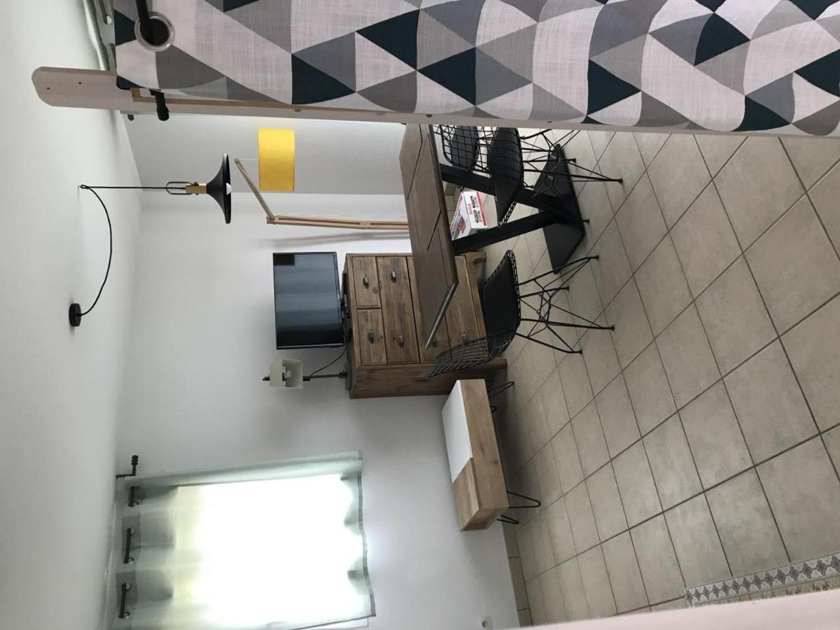 Appartement Studio Prayssac Buitenkant foto